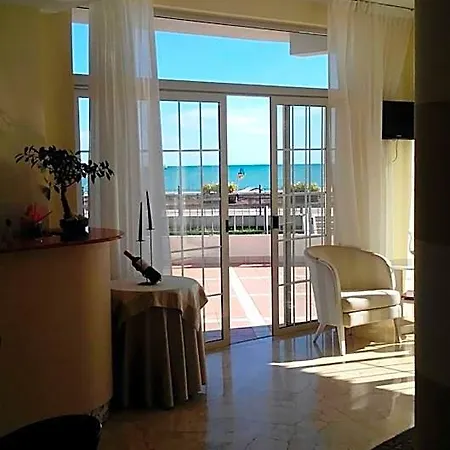 فندق Adria Sul Mare 3*
