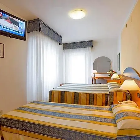 فندق Adria Sul Mare 3*