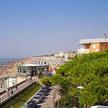 Adria Sul Mare فندق كاوْرلي