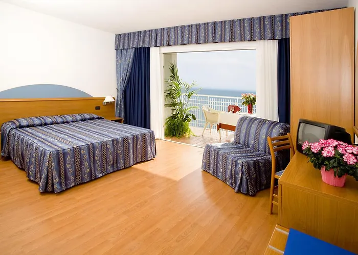 Adria Sul Mare Hotel 3*